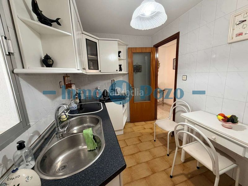 Foto 9ecd8cff-5466-488c-b7df-25d1c14f835c. Piso amplio piso en venta en zona carretera de santa marta! en Almendralejo