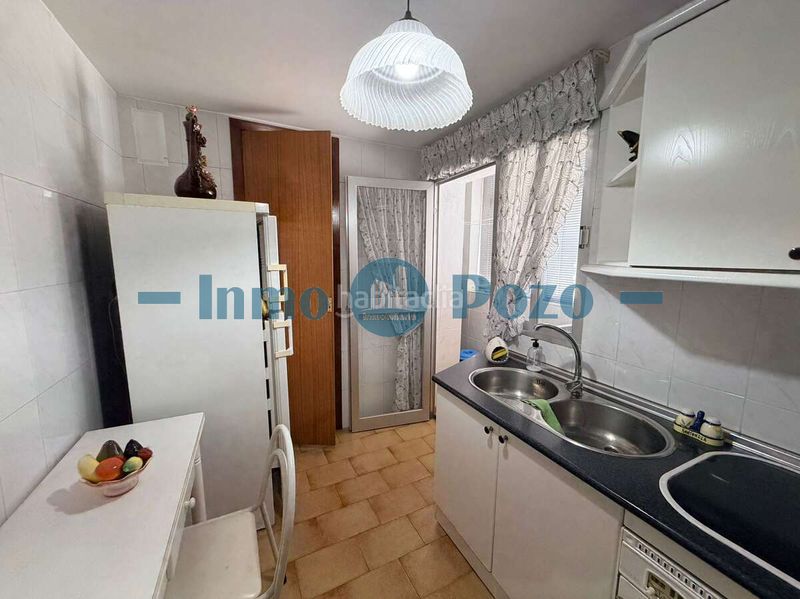 Foto a7380466-c519-48c6-9ff1-c8c1c949a617. Piso amplio piso en venta en zona carretera de santa marta! en Almendralejo
