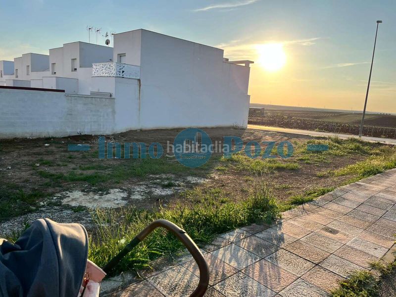Foto 5ac6249e-f046-4e95-88b4-48fa6007d7fa. Terreny residencial a Almendralejo