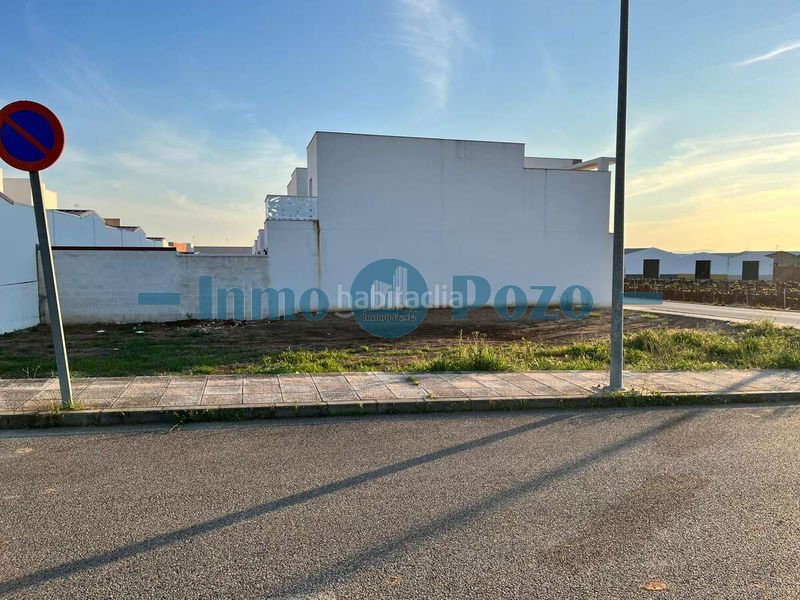Foto 608e578f-ece6-4682-9711-68428755757e. Terreny residencial a Almendralejo