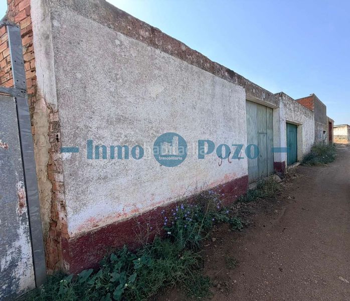 Foto 5aef3fac-b8f4-47f8-b1ea-2dd5a59db024. Terreny residencial a Almendralejo