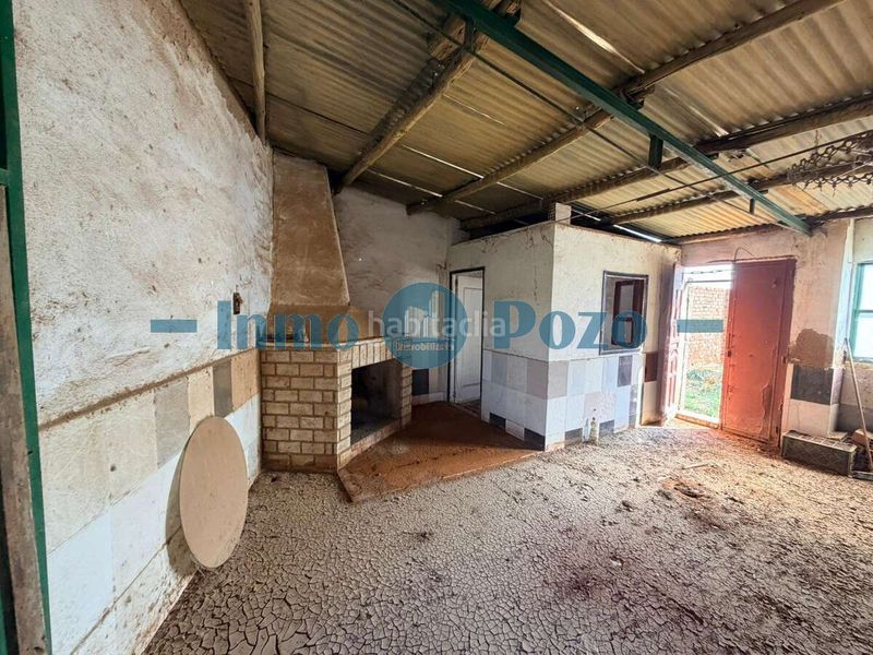Foto f7192b6d-9790-4a5c-ad8e-b4445f6e8f0b. Terreny residencial a Almendralejo