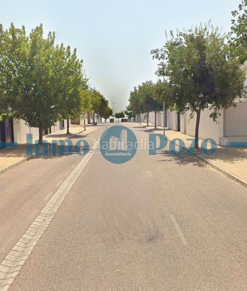 Foto 48e7fa95-ab5e-4f76-8626-88fcce6bb097. Finca rústica a Almendralejo