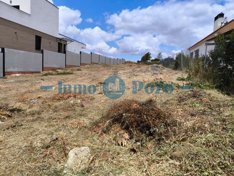 Foto 675e55c7-7154-4f84-92fd-a90cfd0efba7. Finca rústica a Almendralejo