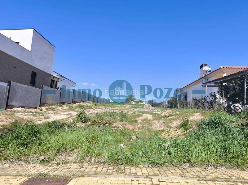 Foto caf263ad-68b7-41c3-a6bf-f19457af62de. Finca rústica a Almendralejo