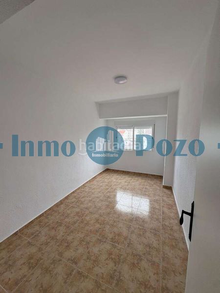 Foto c337568c-2dcb-4954-b6c9-42d47f47444c. Pis a Almendralejo