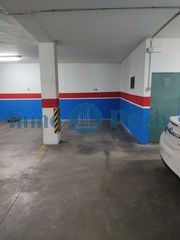 Car parking in Almendralejo. Se vende plaza de garaje en la calle de las tiendas de almendral