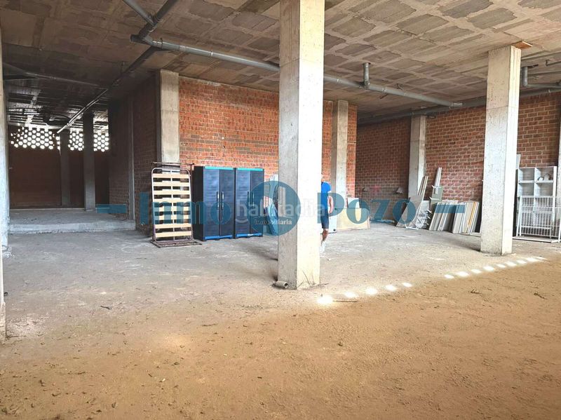 Foto b1401f35-1038-4cda-b74e-6672f0b1c1f6. Local comercial a Almendralejo