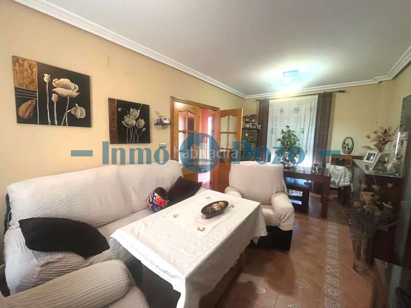 Foto 622c5a6d-e10f-4b82-a574-3702a75592c4. Dúplex a Almendralejo