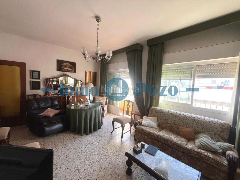 Foto 20af3c14-fd80-4f1e-973d-c3e0e227e6ec. Pis a Almendralejo