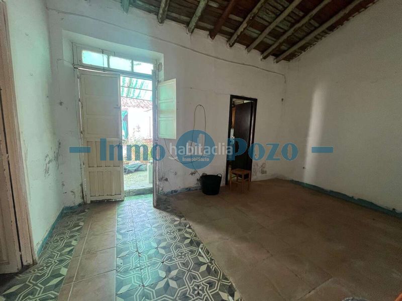 Foto cd6a8ee1-5b53-4950-a691-c37548a907dd. Casa a Almendralejo