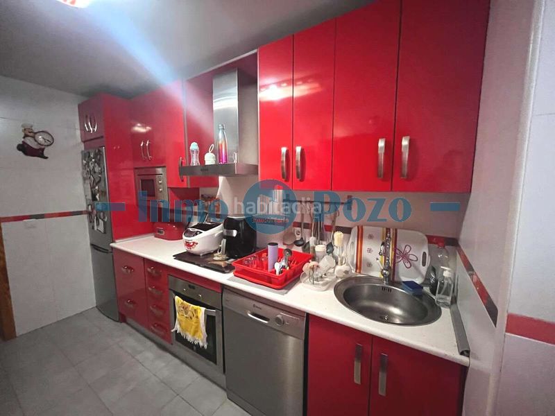 Foto ce6ebb11-8b73-43ab-84a4-b72212f35175. Pis a Almendralejo