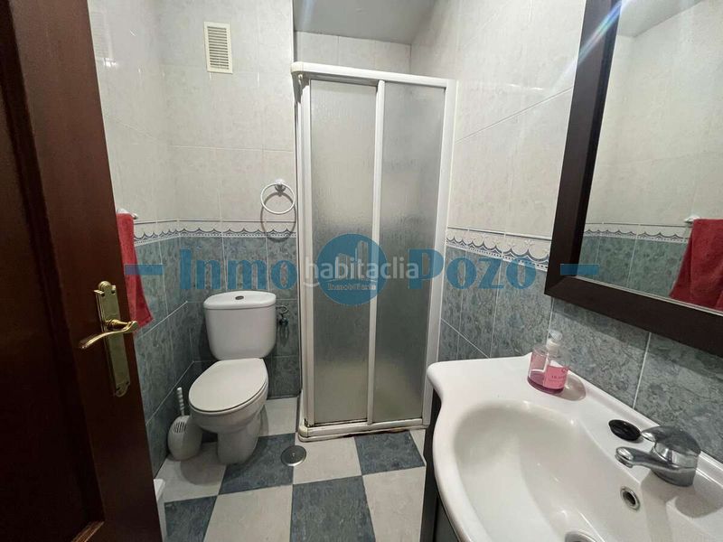 Foto b2f51b04-a68d-4efa-9e03-f4b5f1f0e214. Pis amb aparcament a Almendralejo