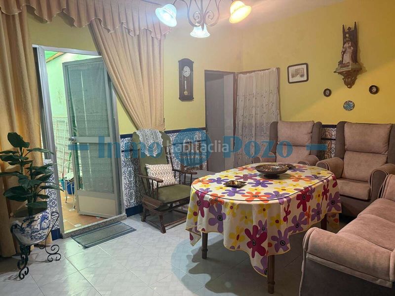 Foto d902fe83-e390-4c27-aea3-edbb4da669df. Casa a Almendralejo