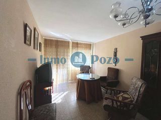 Etagenwohnung in Almendralejo. Piso de 3 habitaciones en avenida de la paz  gran oportunidad po
