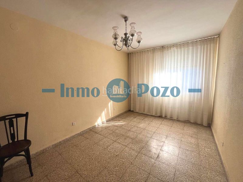 Foto a43b6d07-81c0-43aa-96e7-d7788daa3cc5. Pis a Almendralejo
