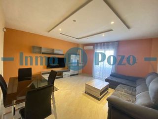 Etagenwohnung in Almendralejo. Piso con patio, garaje y trastero en el centro  almendralejo