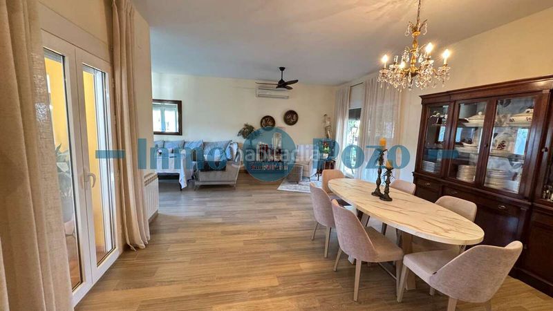 Foto ebae73c1-c8b6-4308-8b3c-2853d44d74a0. Xalet amb aparcament a Almendralejo