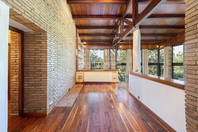 Foto b512ddde-1379-4222-94b4-88975e9695d6. Casa con riscaldamento parcheggio piscina in Vallvidrera - Tibidabo - Les Planes Barcelona