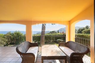 Casa adossada  Castellet. Casa en venta junto a la cala de aiguablava, la cala más bonita