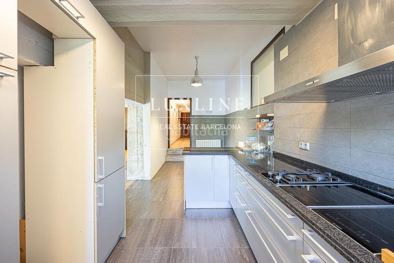 Foto 920673c4-44dd-442e-a82c-0853a69fea84. Location maison avec chauffage parking piscine dans Barcelona