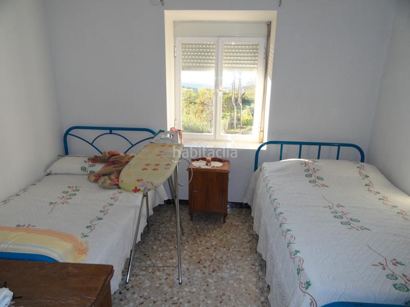 Foto d68d45b5-e447-41c2-a680-3c16a79f04eb. Casa  con cochera en buena ubicación. en Cazorla