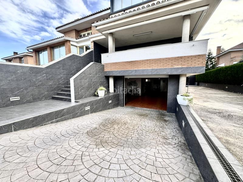 Foto f8faef2d-8dda-4902-985a-420f6d2fd62b. Casa amb calefacció aparcament a Nuevo Centro Sagunt