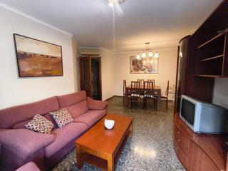 Lloguer Pis  Puerto de sagunto - cánovas del catillo. Luminoso piso de 3 habitaciones y 2 baños, a pasos de la playa s