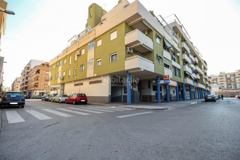 Foto bdea669a-54c1-4894-8794-6677f4c84a55. Àtic amb aparcament a Las Islas Sagunt