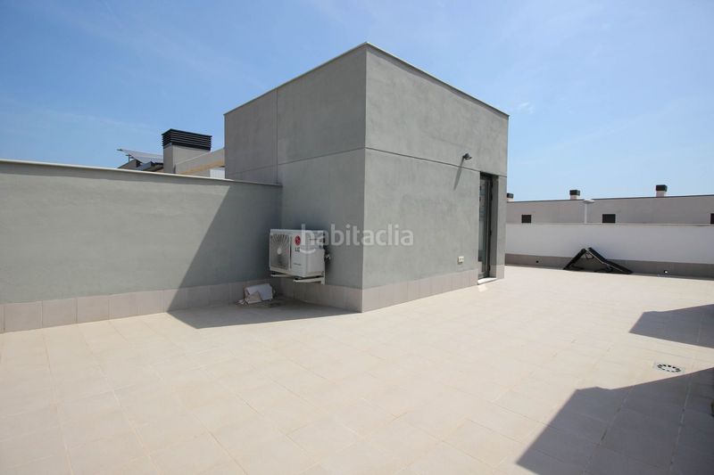 Foto cb6ef281-edc3-49cb-89b3-1488a4f69fe8. Xalet amb calefacció aparcament piscina a San José-Los Metales Sagunt