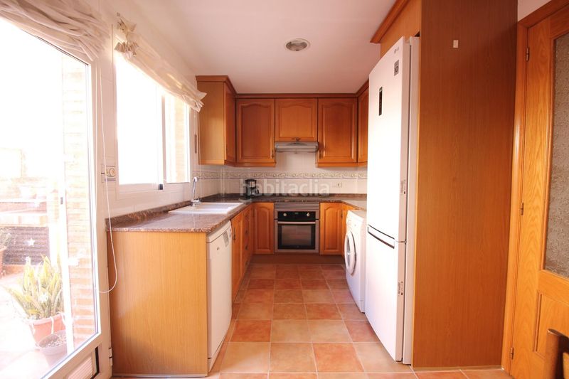 Foto 80909e80-34bd-4fa3-940d-687436290f66. Casa adossada amb calefacció aparcament a San José-Los Metales Sagunt