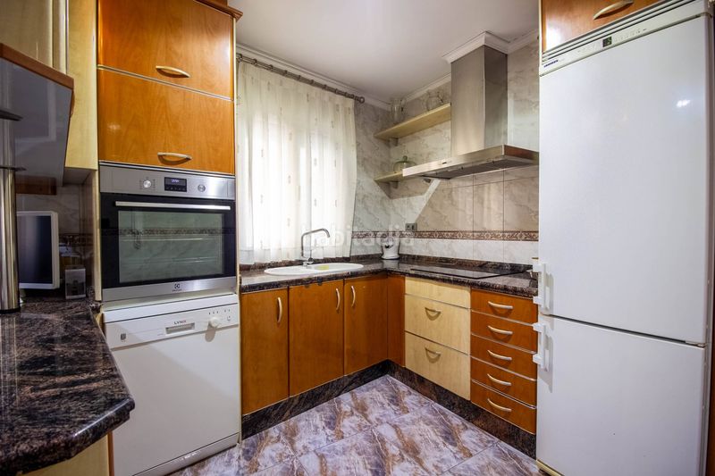 Foto 83cb4a01-9b4d-4014-8ac0-648896d2b44f. Casa a Cortes-Huertas Madrid