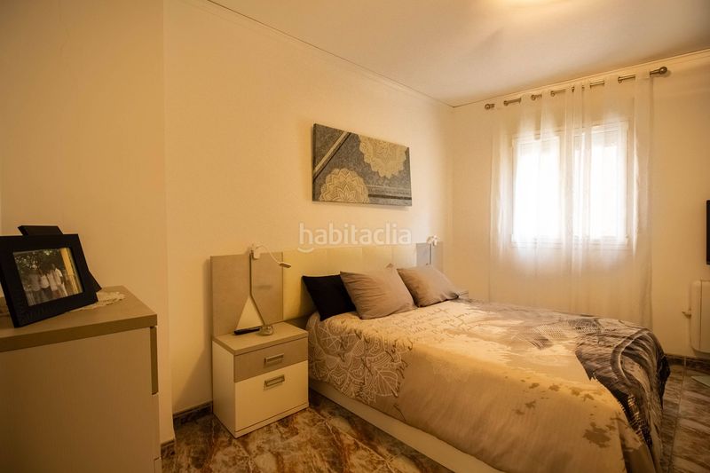 Foto b8657905-dd2e-437f-8e59-da468444a769. Casa a Cortes-Huertas Madrid