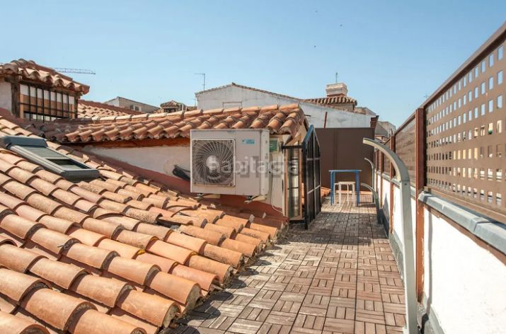 Foto 0ebe6b62-2f64-4d46-b707-da92fa8c24e2. Lloguer àtic a Sol Madrid