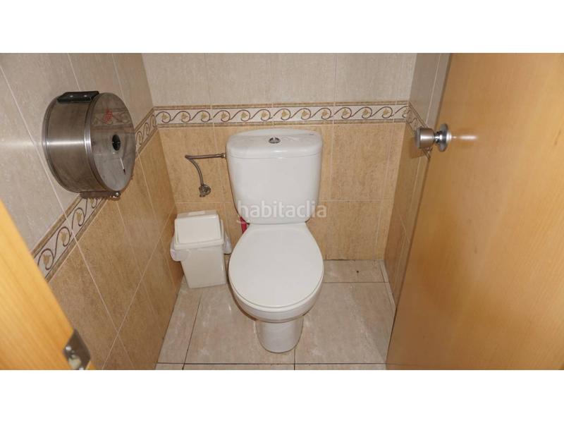 Foto 2588254e-1716-42d4-9e5a-aeee16eab030. Local comercial local en venta en Canet de Mar