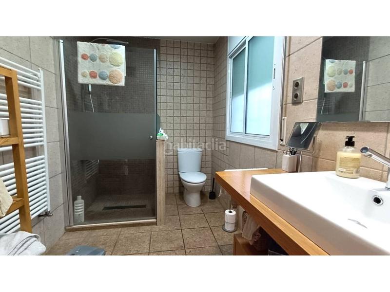 Foto 237ff35d-0f95-487a-952d-a3520d85e385. Chalet in antonio machado 20 in Roca del Vallès (La)