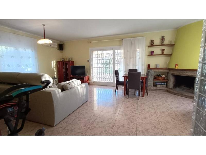 Foto 5dd68b55-53db-49ab-b6ca-4d51ebedefc2. Chalet in antonio machado 20 in Roca del Vallès (La)