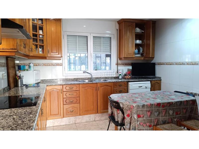 Foto 76136baa-1c95-4a67-b095-41469d5afe87. Chalet in antonio machado 20 in Roca del Vallès (La)