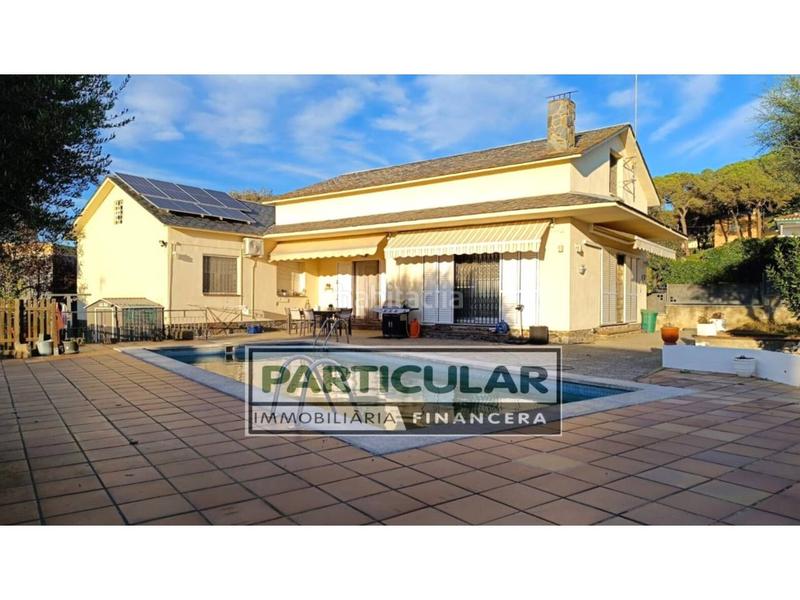 Foto b73992f0-0a4c-4ba0-a8fd-49b18a644845. Chalet in antonio machado 20 in Roca del Vallès (La)