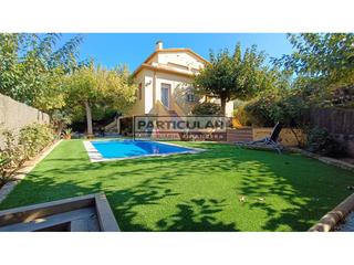 Xalet  Cervantes. Casa y apartamento en venta en la roca del valls  centre biblio