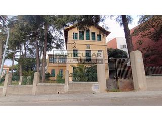 Casa a Josep anselm clav 103. Venta de villa en martorelles  centre valls oriental  bcn