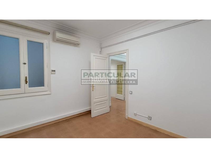 Foto 45c87b16-654f-4c06-a66f-86255ad45c39. Piso venta de vivienda piso en la dreta de leixample, capital en Barcelona