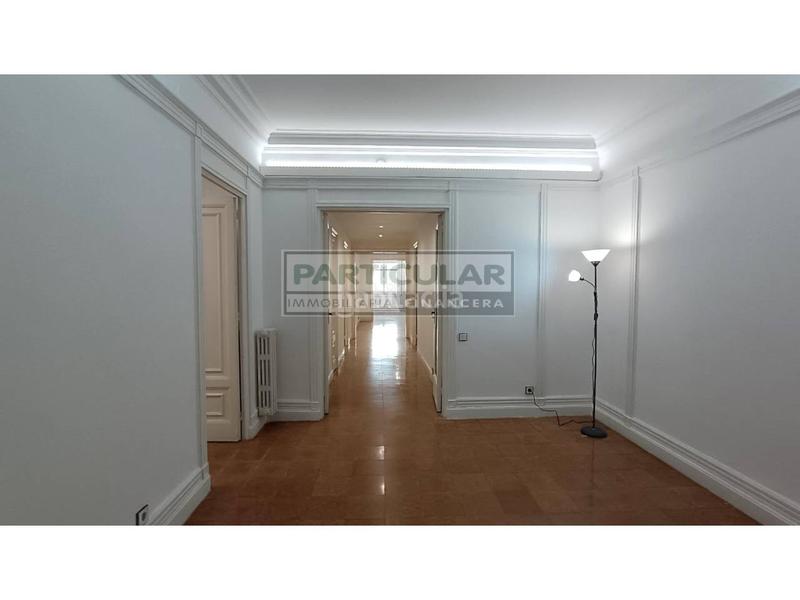 Foto 6c99ea8e-d155-4676-8a93-214b0f06b0b5. Piso venta de vivienda piso en la dreta de leixample, capital en Barcelona
