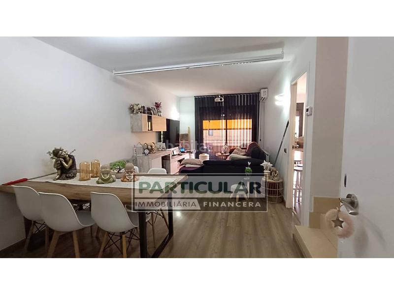 Foto 00cc2b7b-f0ba-4d78-aff9-16a5f5d4e03d. Maison jumelée avec chauffage parking piscine dans Vilanova del Vallès