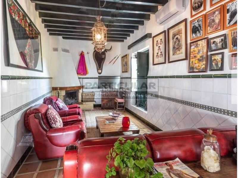 Foto dc94970f-6e1f-4f63-93d9-3b89d1eea939. Casa amb calefacció aparcament piscina a La Paz Alcalá de Guadaira