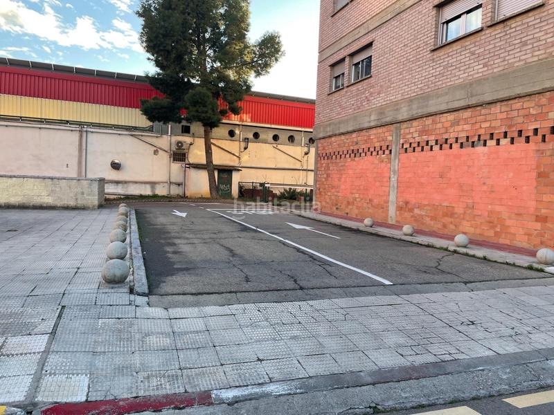 Foto 1003b6f4-1ec1-41f3-b000-b26a7770dc1d. Parking coche en calle fañanas en La Almozara Zaragoza