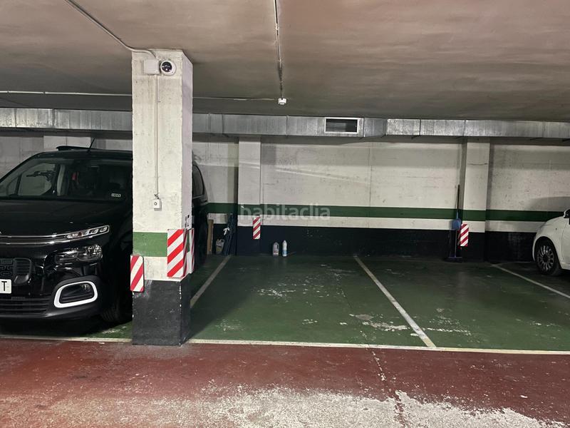 Foto e9aae3c4-3b72-4899-8bb4-e3453b3eeb80. Parking coche en calle fañanas en La Almozara Zaragoza