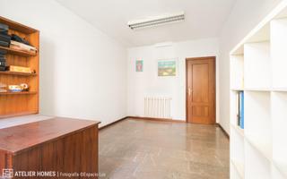 Office space in Calle del conde de aranda 32
