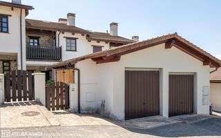 Semi detached house in Calle a ralla ag.badaguas 12. Chalet adosado con gran jardín en urbanización lomas de badaguás