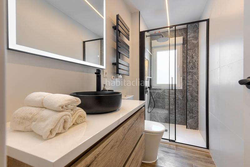 Foto 3a7522a2-c945-43b4-b6fd-53cf706d4bf7. Piso  recien reformado. cerca de calle alcalá. ideal inversores en Madrid